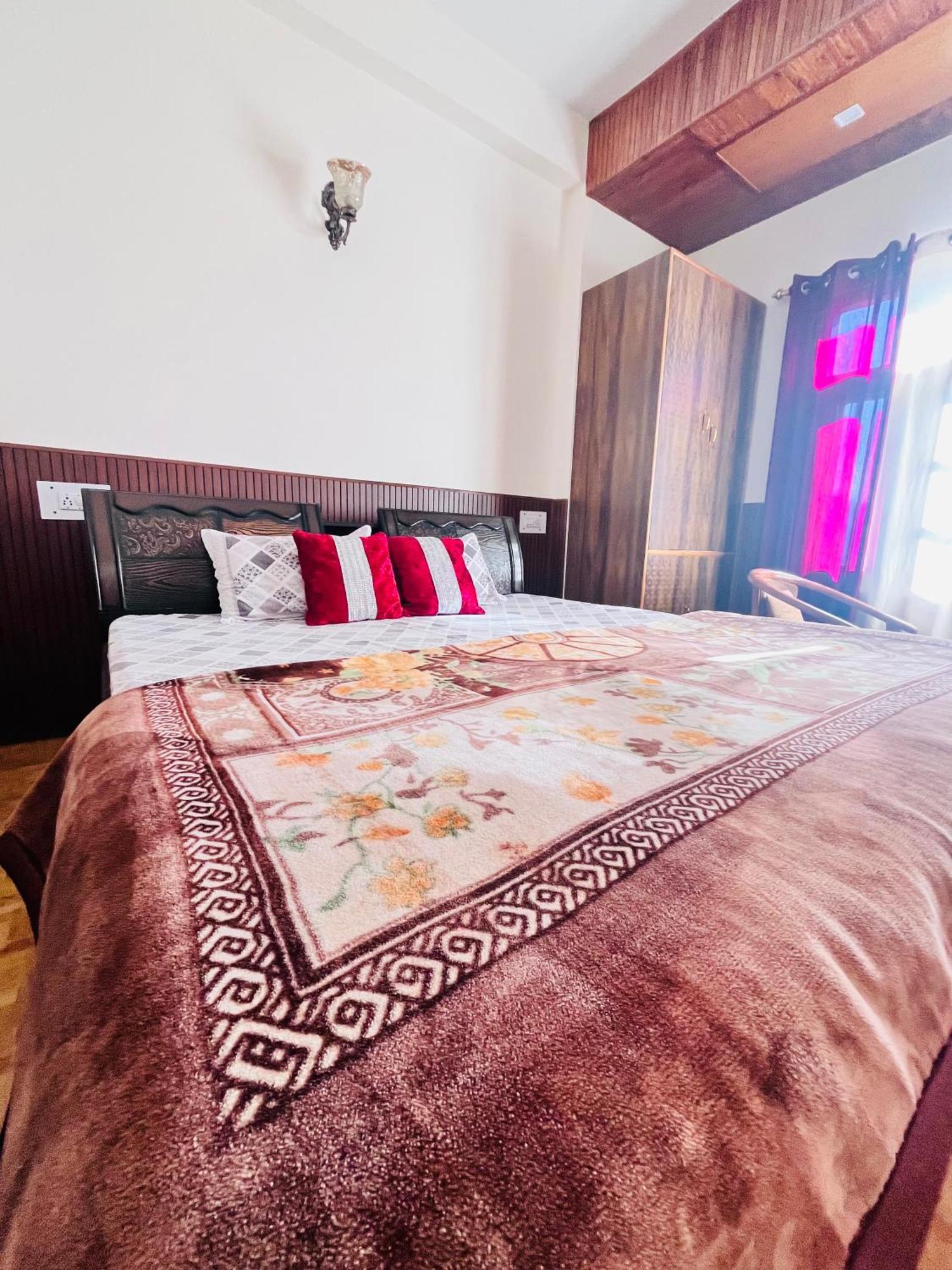 Residence Inn Homestay Šimla Exteriér fotografie
